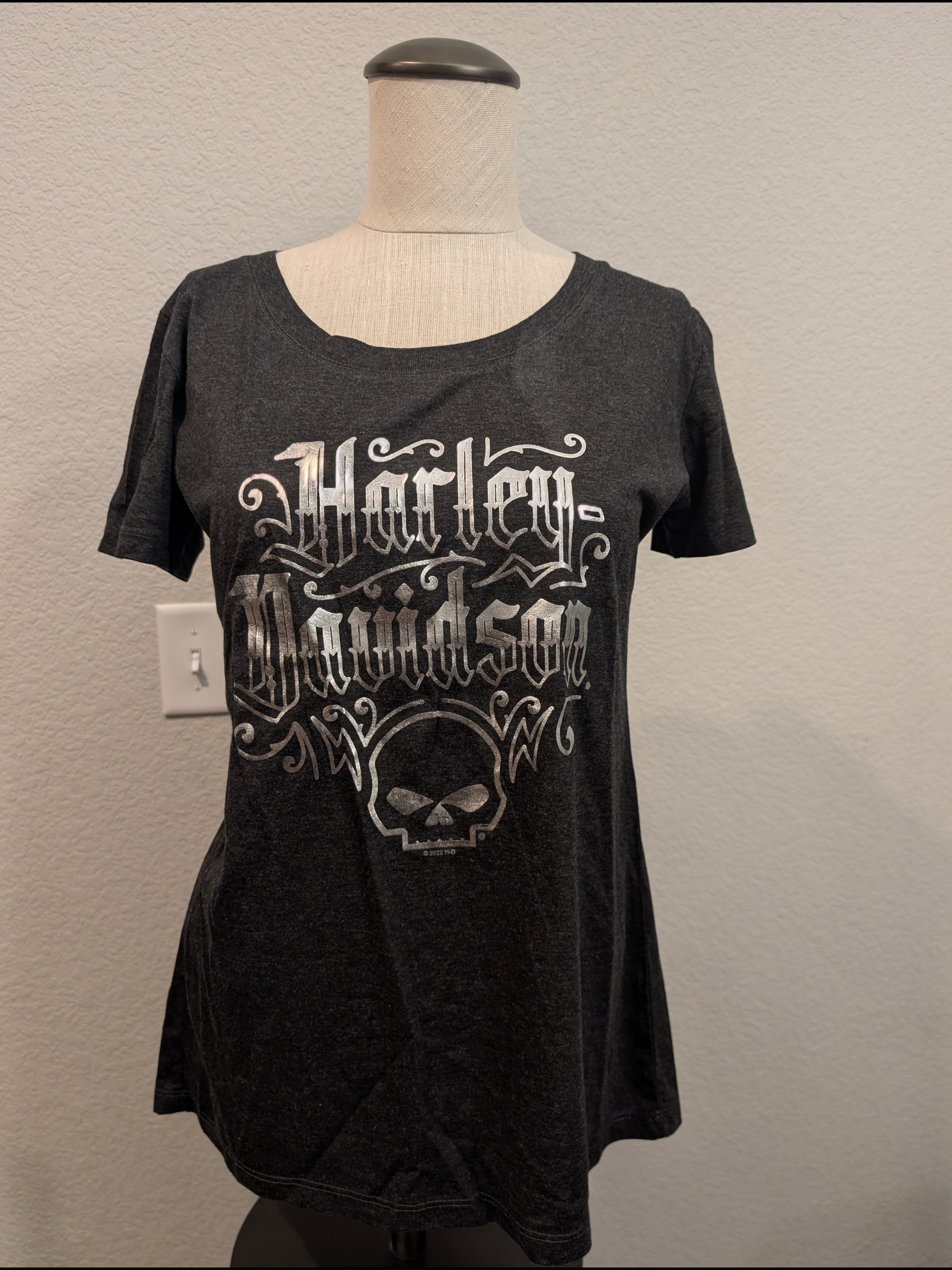 Nwt Women's Sz L Harley-Davidson Black Skull Graphic Tee